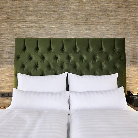 Carls Hotel