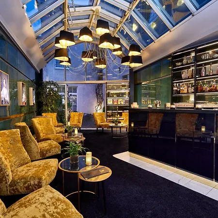 Otel Carls Düsseldorf