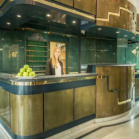 卡尔斯酒店 4* 杜塞尔多夫